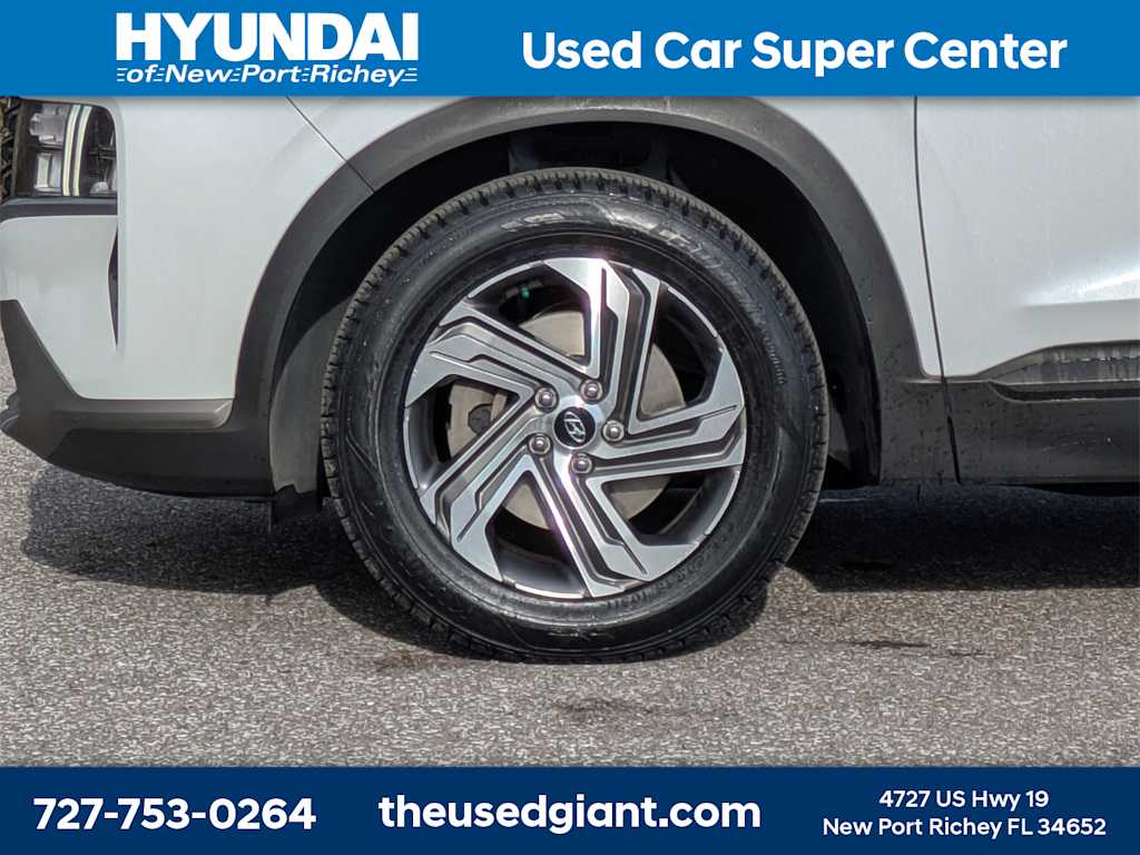 Thumbnail: 2021 Hyundai Santa Fe - 10