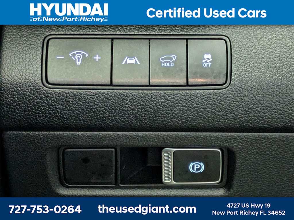 Thumbnail: 2023 Hyundai Santa Fe - 32