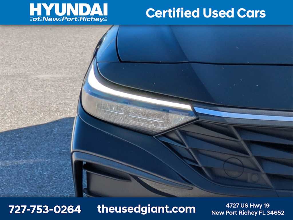 Thumbnail: 2024 Hyundai Elantra - 9