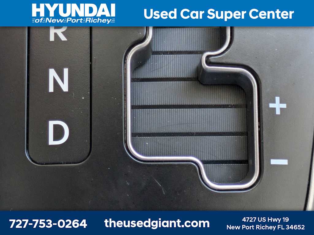 Thumbnail: 2016 Hyundai Accent - 21