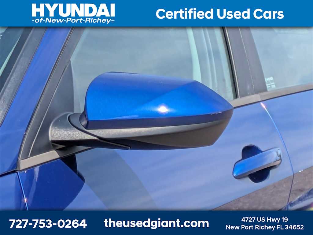 Thumbnail: 2022 Hyundai Elantra - 11