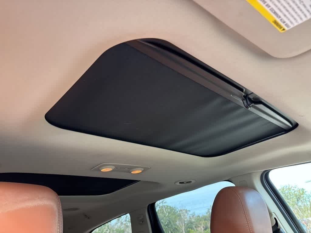 Thumbnail: 2017 Chevrolet Traverse - 9