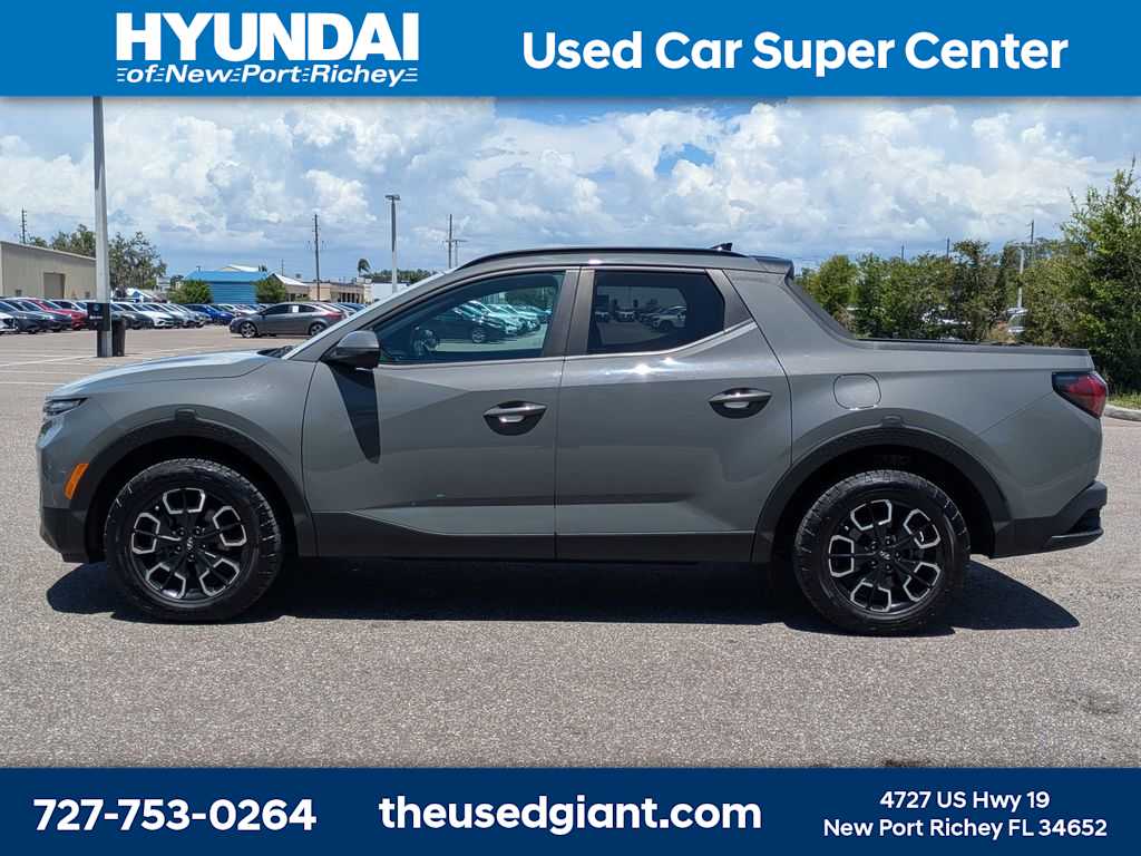 Thumbnail: 2022 Hyundai Santa Cruz - 2