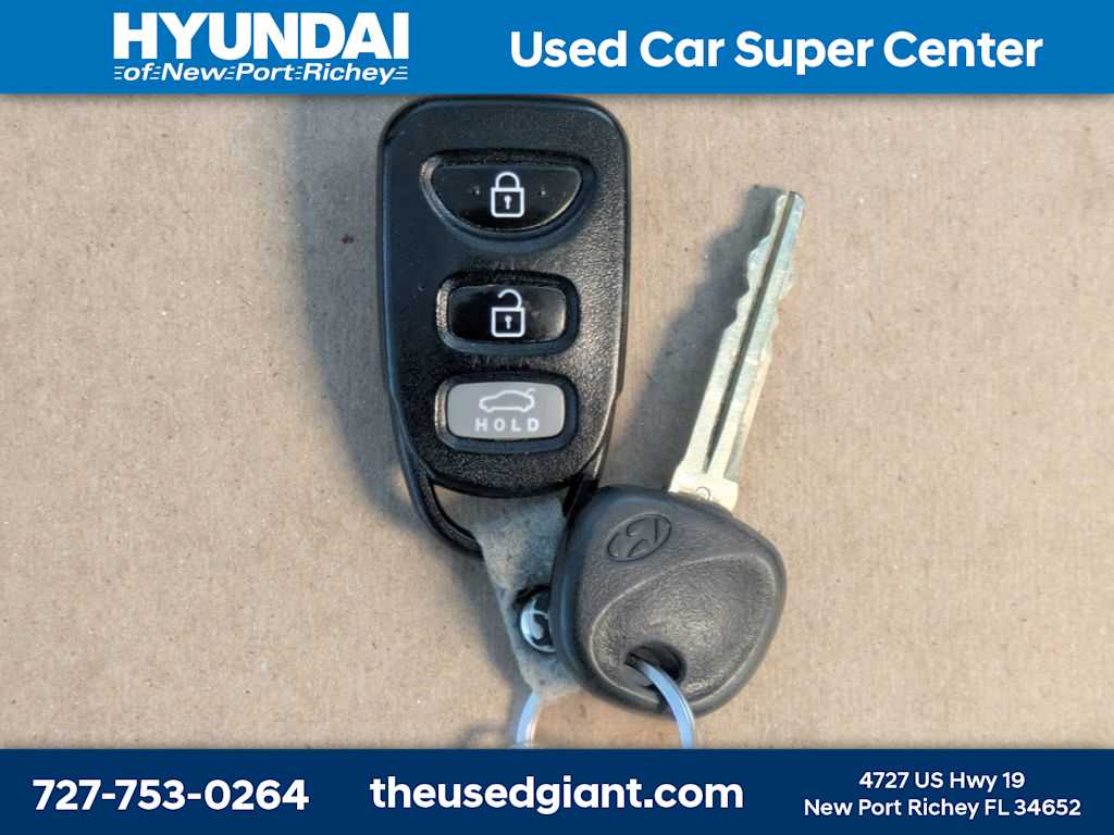 Thumbnail: 2015 Hyundai Elantra - 26