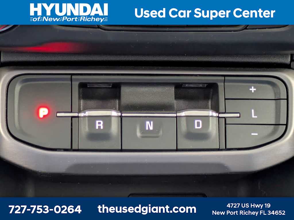 Thumbnail: 2023 GMC Acadia - 31