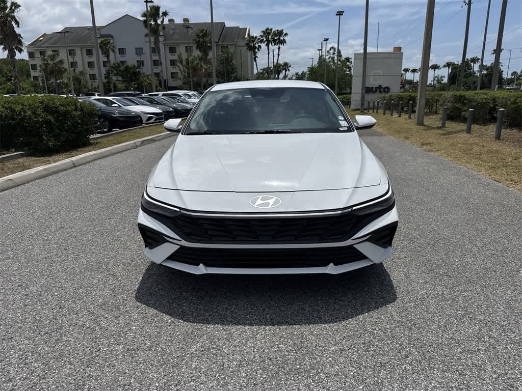 Thumbnail: 2025 Hyundai Elantra - 9
