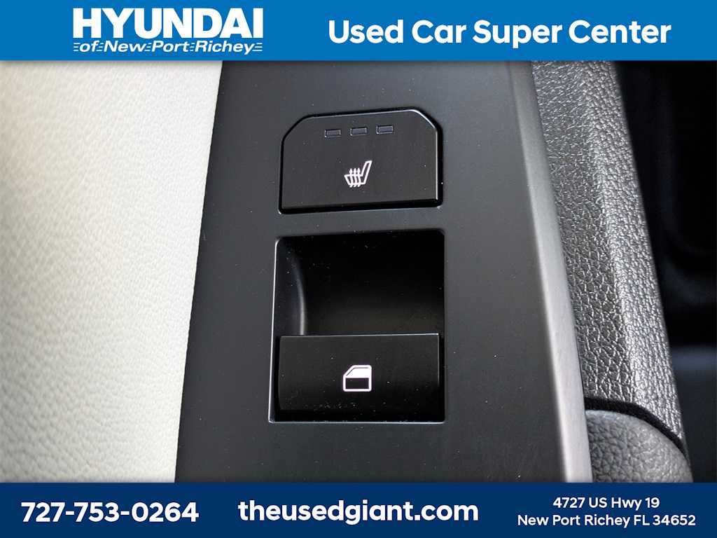 Thumbnail: 2026 Kia Sportage - 17