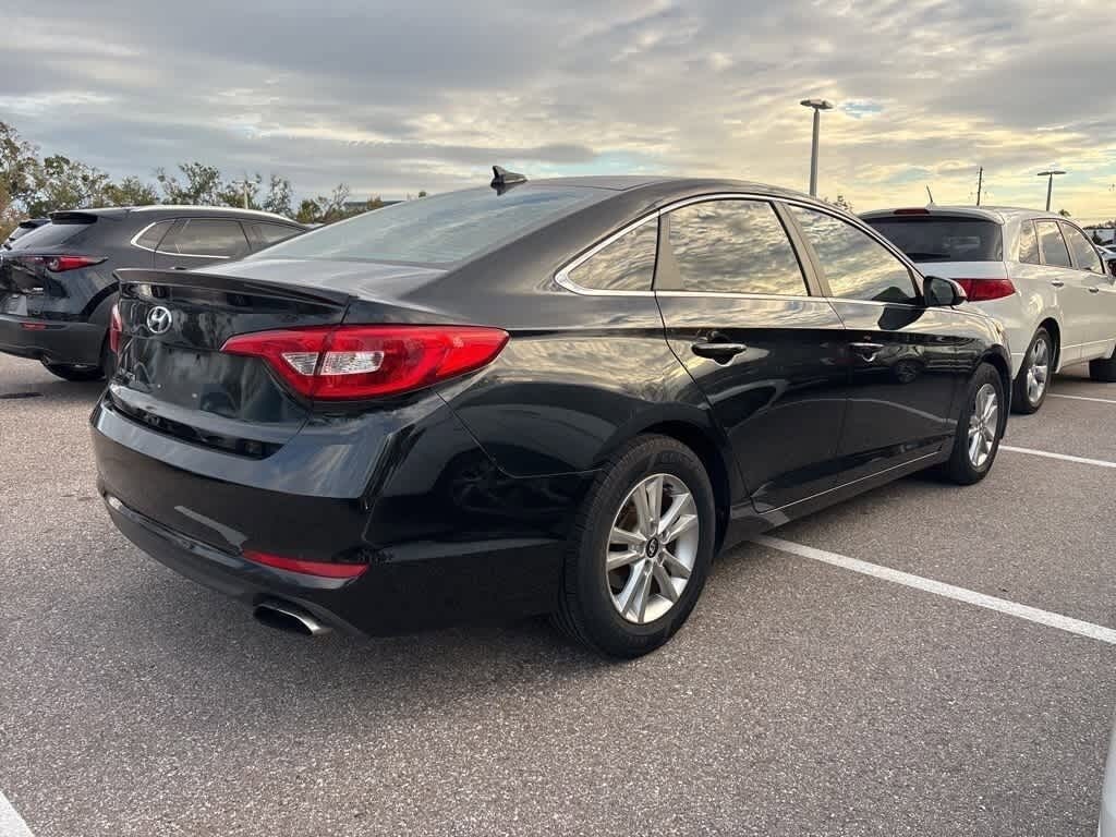 Used 2017 Hyundai Sonata SE Sedan