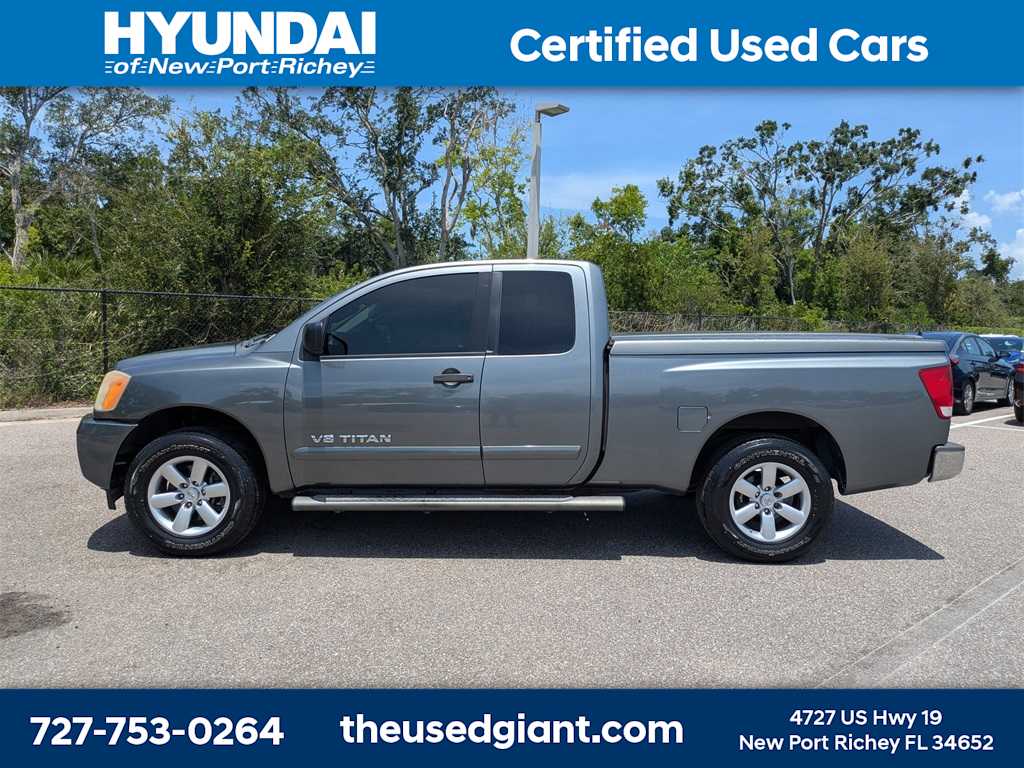 Thumbnail: 2013 Nissan Titan - 2