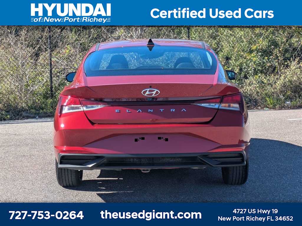 Thumbnail: 2023 Hyundai Elantra - 4