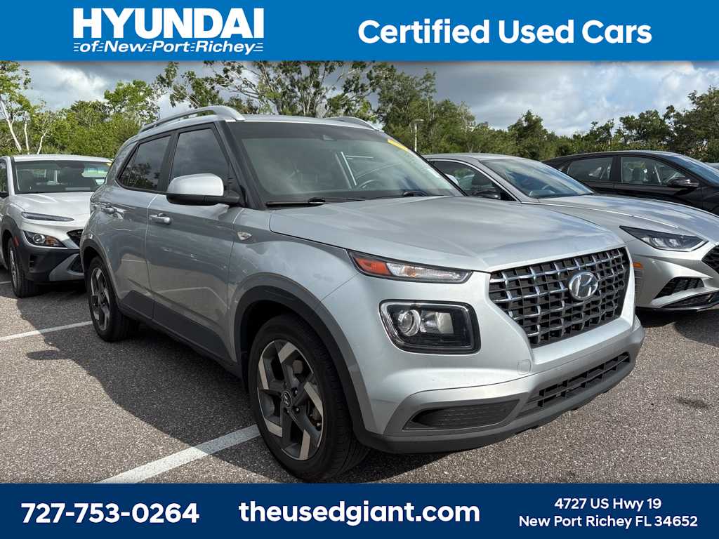 2022 Hyundai Venue SEL 4