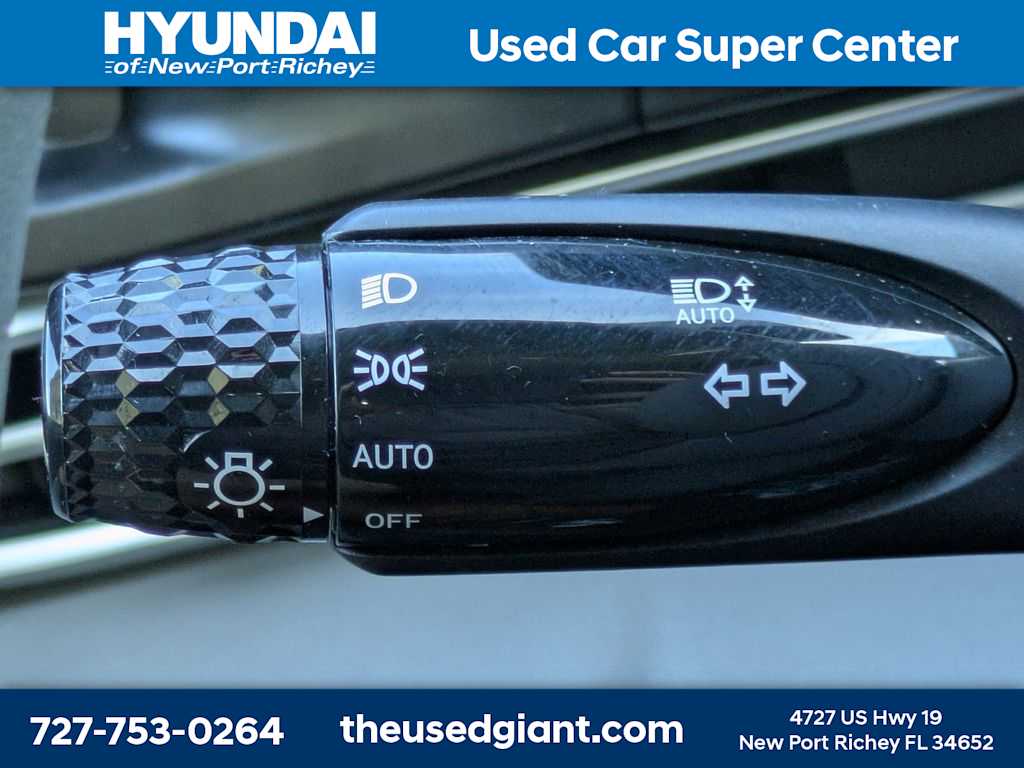 Thumbnail: 2025 Hyundai Elantra - 27
