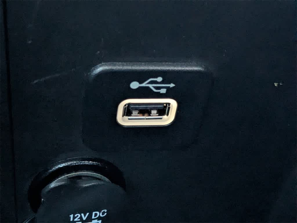 Thumbnail: 2017 Jeep Wrangler - 28