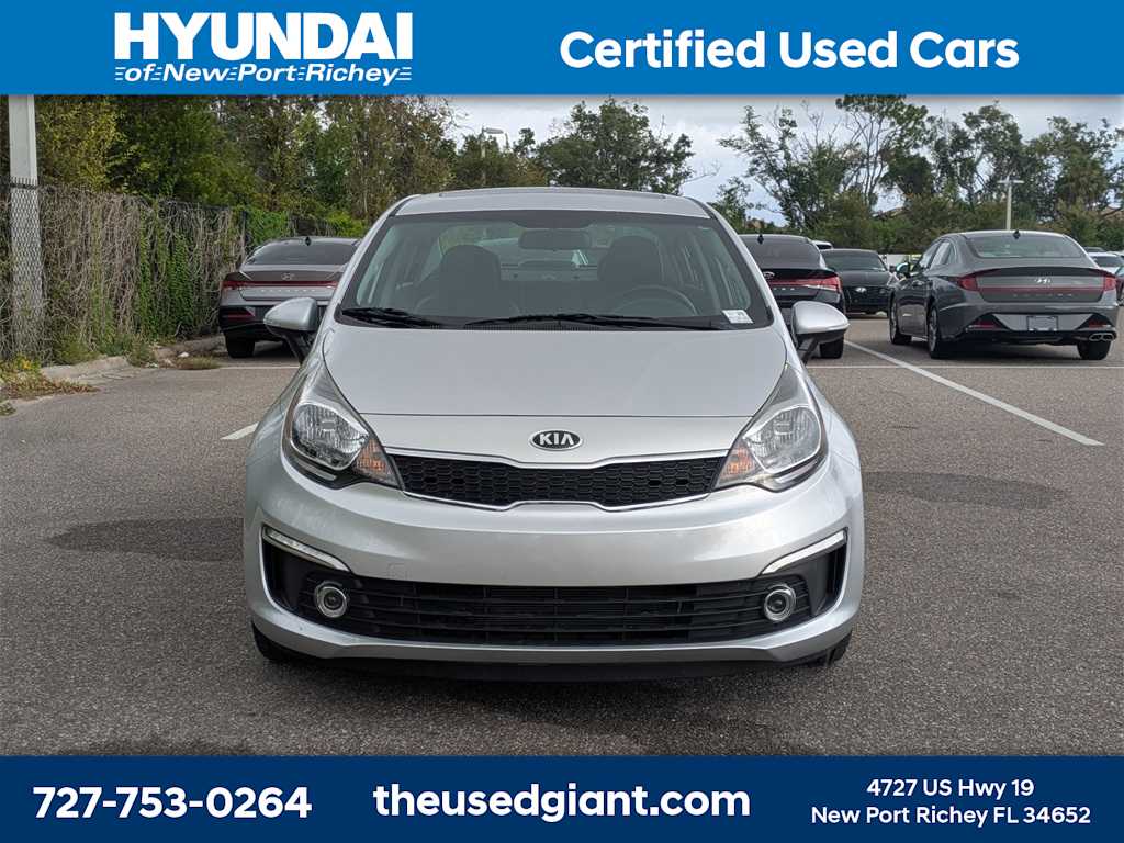 Thumbnail: 2016 Kia Rio - 8