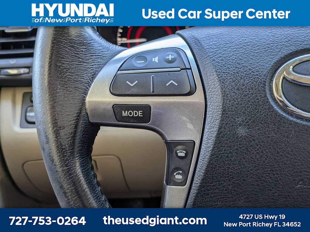 Thumbnail: 2011 Toyota Highlander - 35