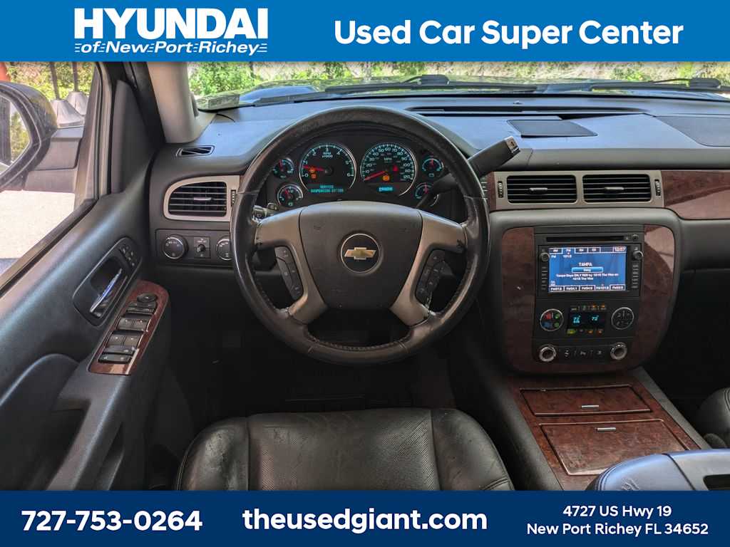 Thumbnail: 2011 Chevrolet Tahoe - 22