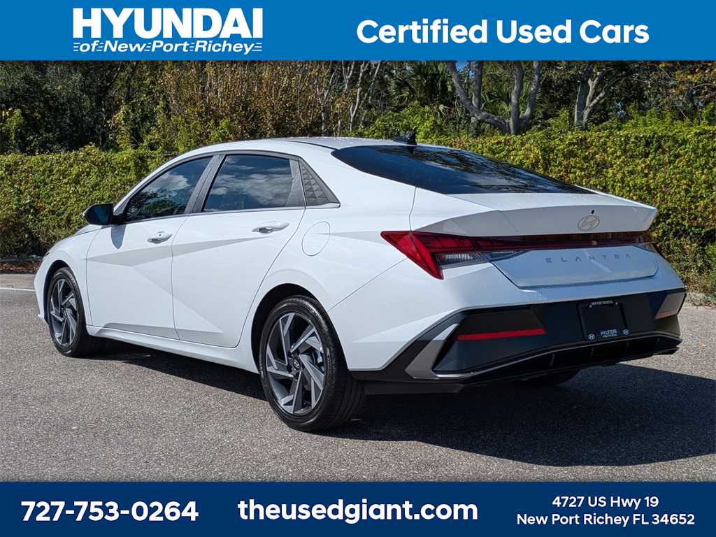 Thumbnail: 2025 Hyundai Elantra - 3