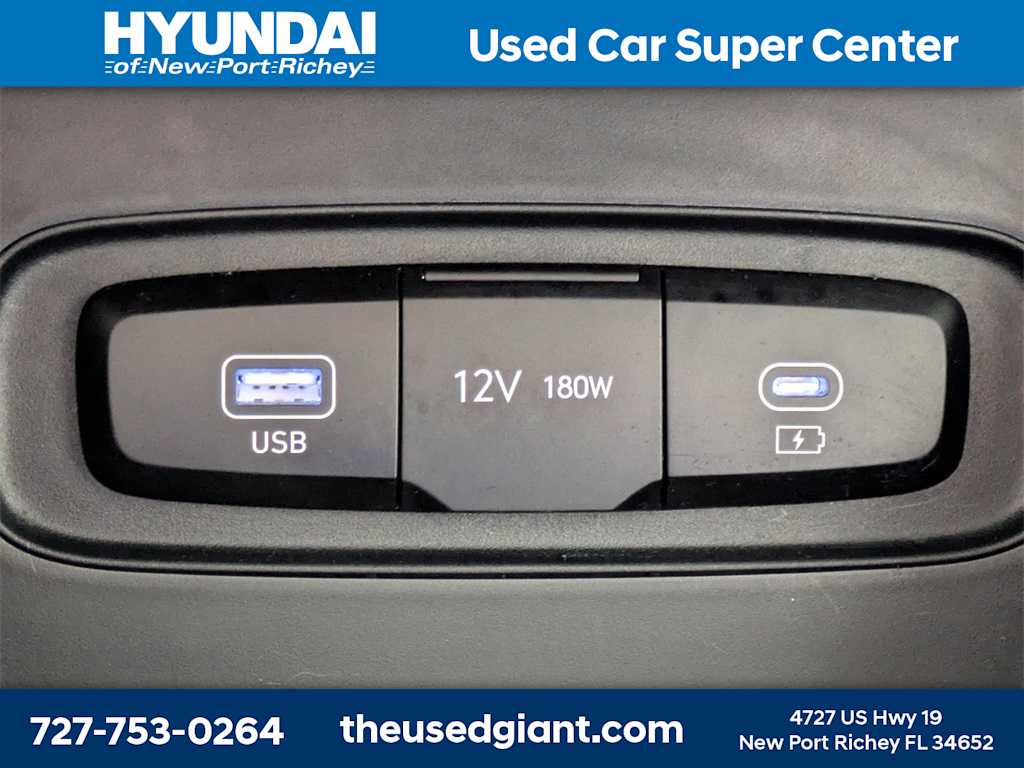 Thumbnail: 2023 Hyundai Venue - 20