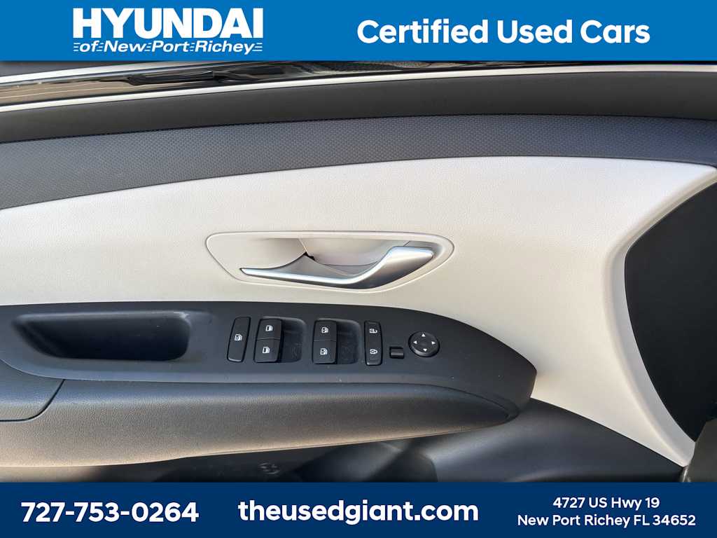 Thumbnail: 2022 Hyundai Tucson - 8