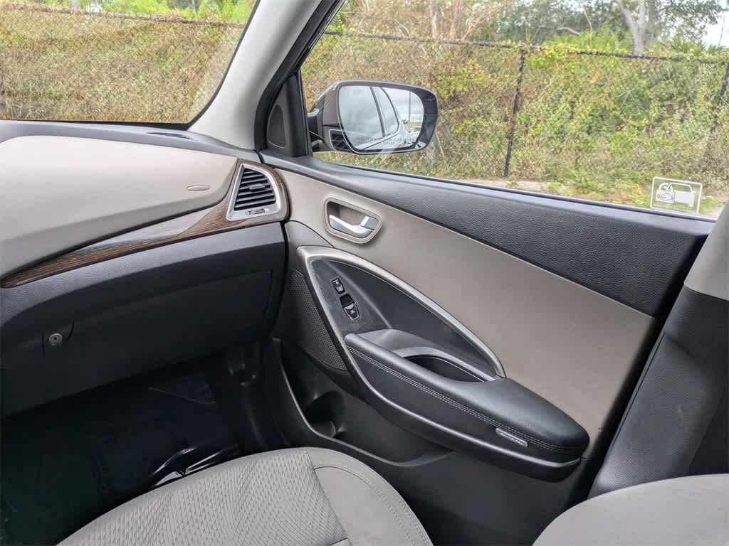 Thumbnail: 2017 Hyundai Santa Fe - 19