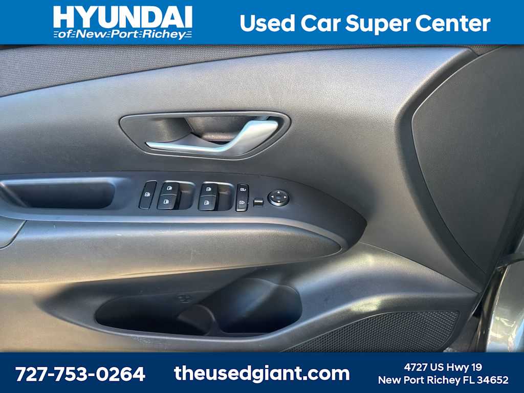 Thumbnail: 2023 Hyundai Tucson - 10