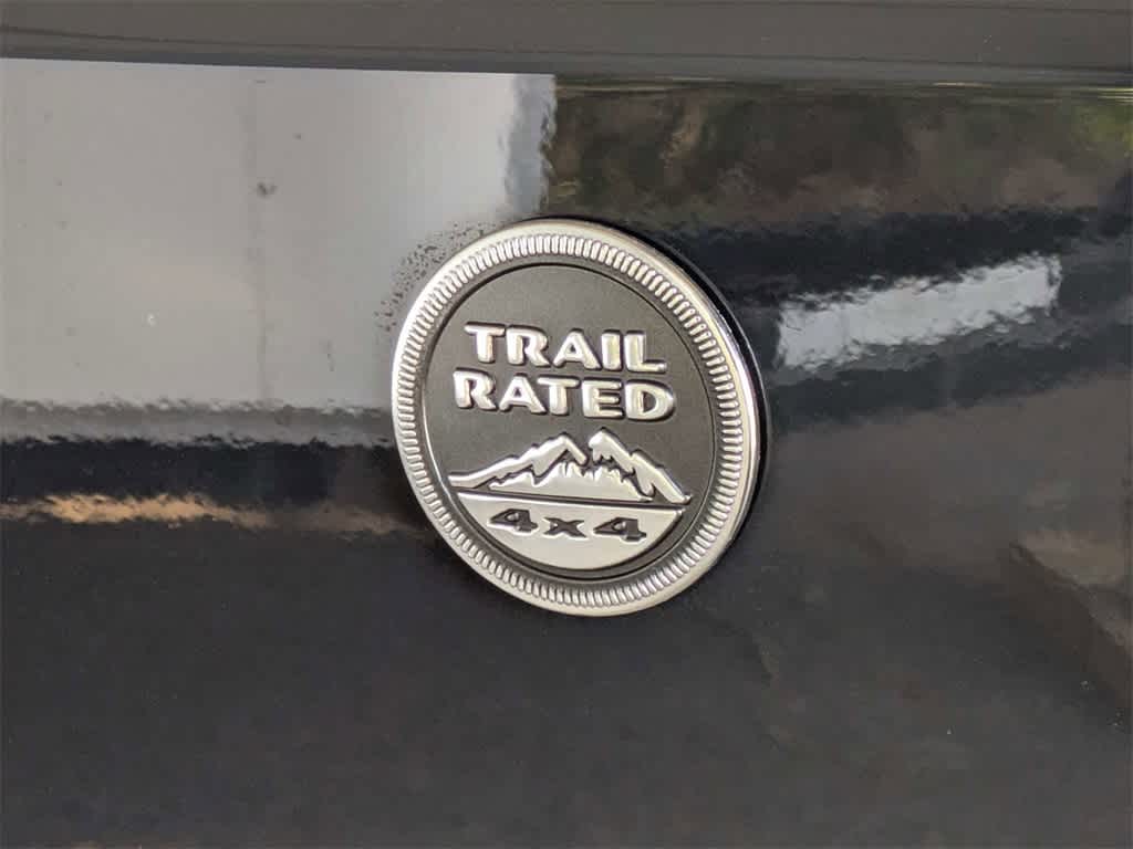 Thumbnail: 2016 Jeep Wrangler - 14