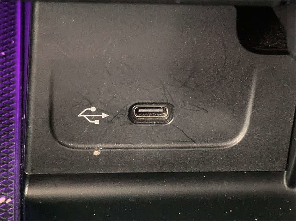 Thumbnail: 2022 Mercedes-Benz C-Class - 26