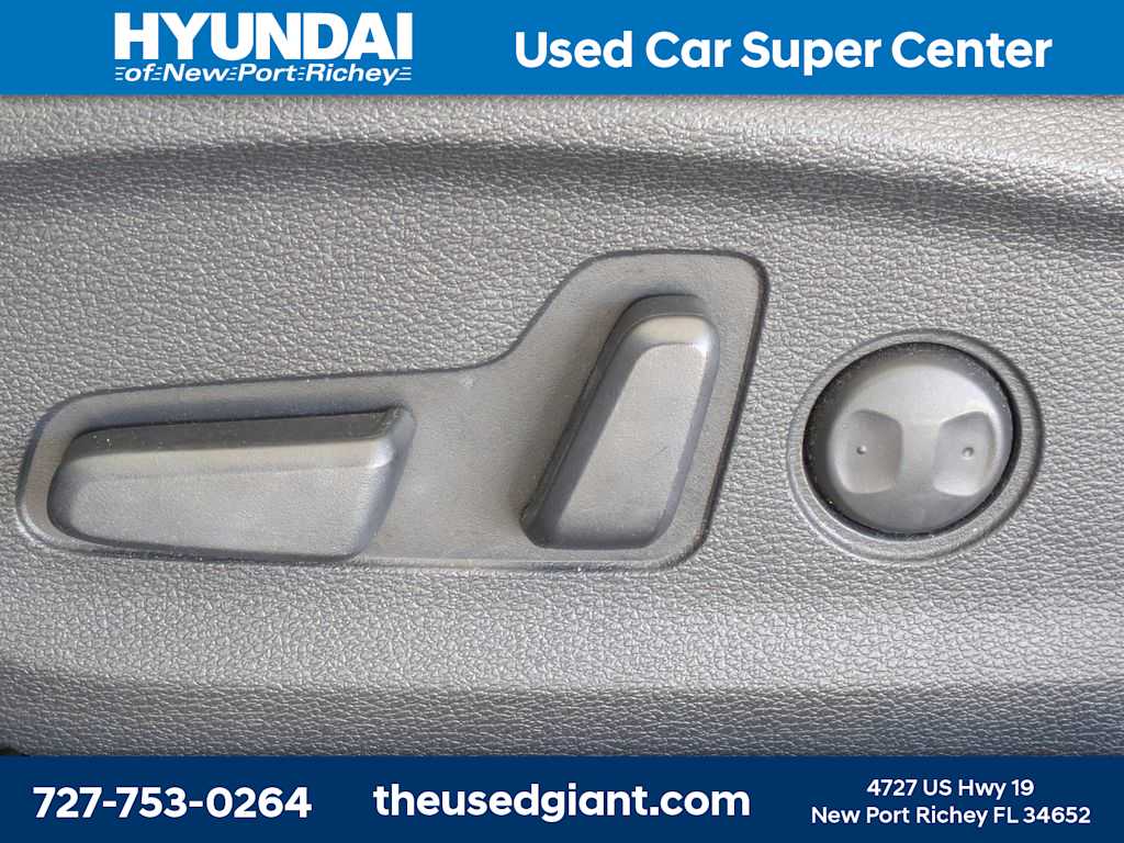 Thumbnail: 2016 Hyundai Sonata - 21