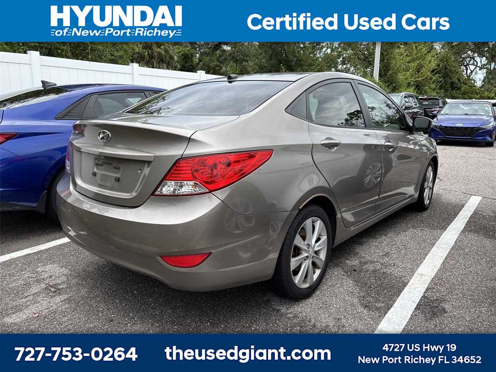 Thumbnail: 2014 Hyundai Accent - 3