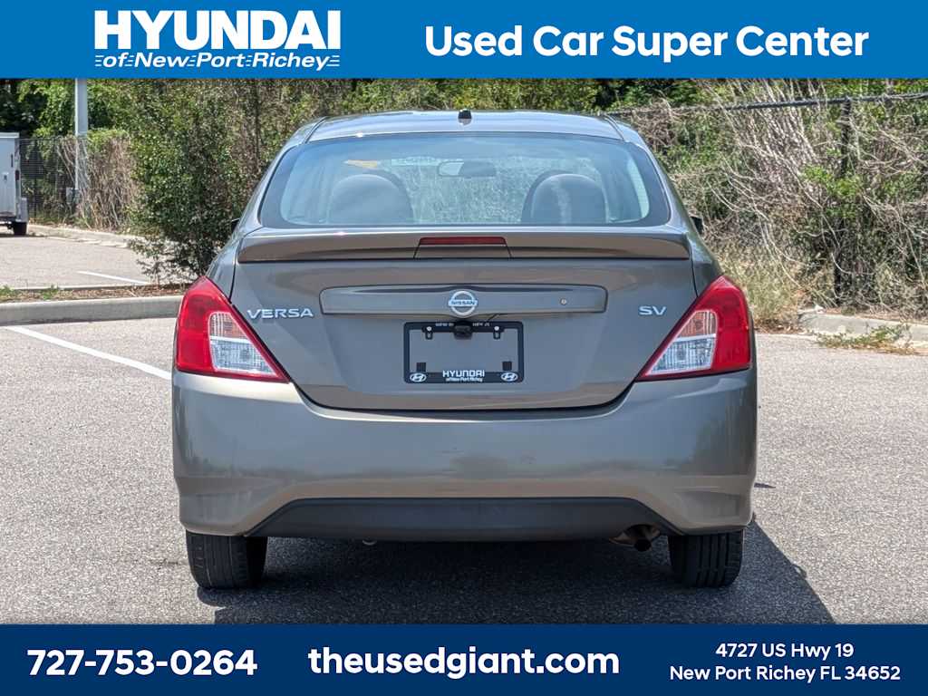 Thumbnail: 2017 Nissan Versa - 4