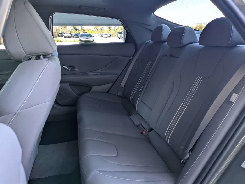 Thumbnail: 2024 Hyundai Elantra - 13