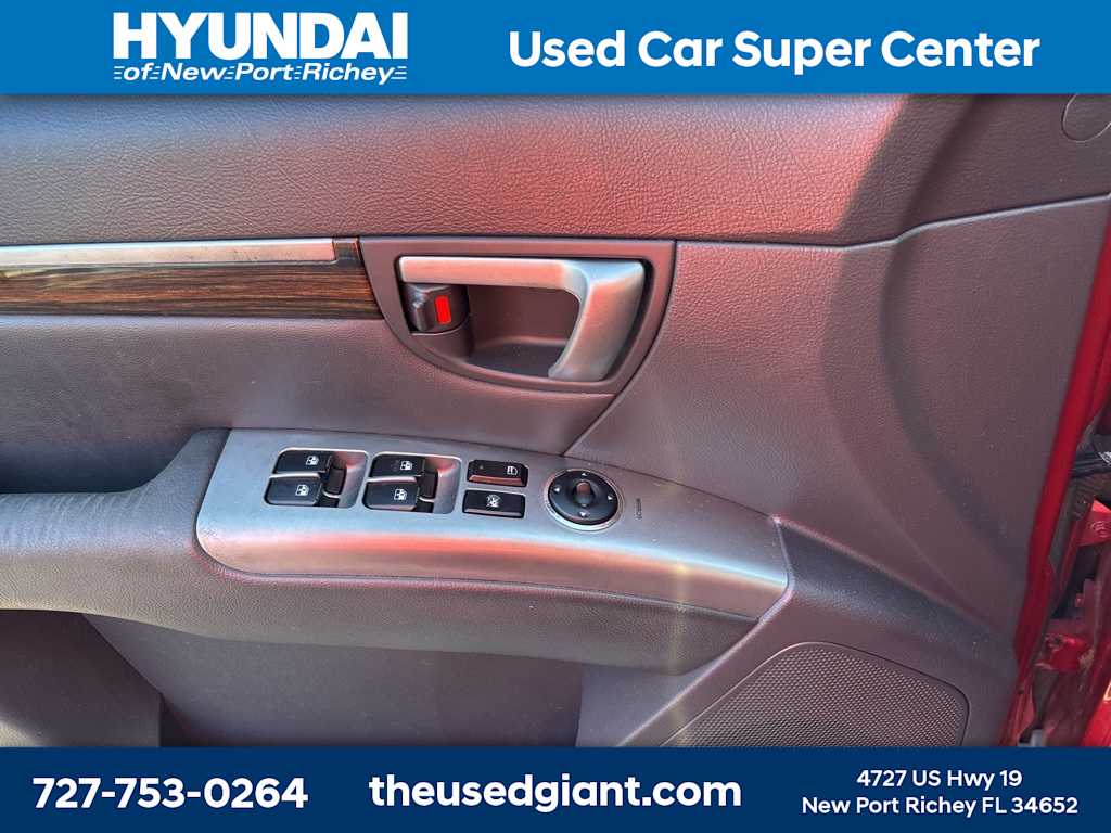 Thumbnail: 2010 Hyundai Santa Fe - 11