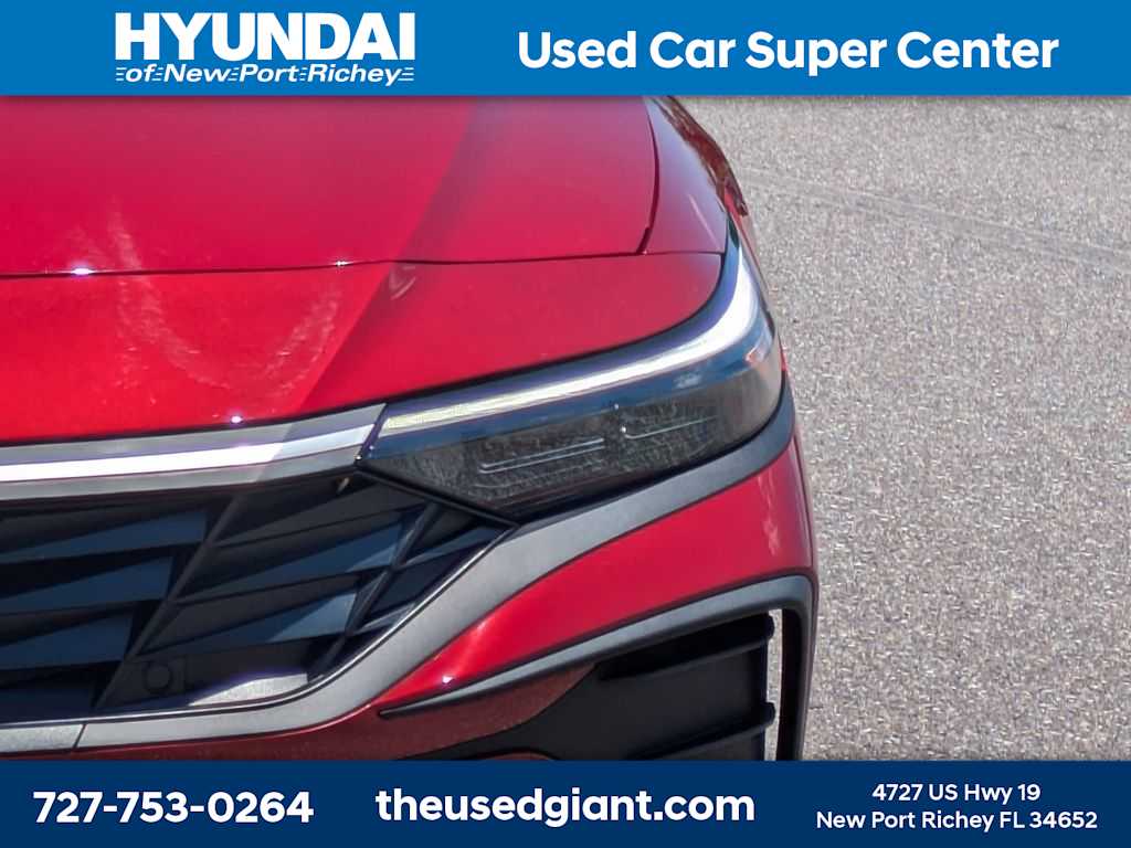 Thumbnail: 2025 Hyundai Elantra - 9