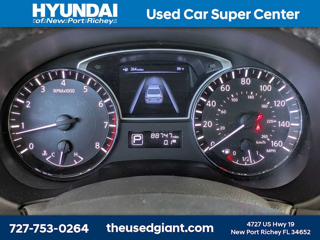 Thumbnail: 2013 Nissan Altima - 33