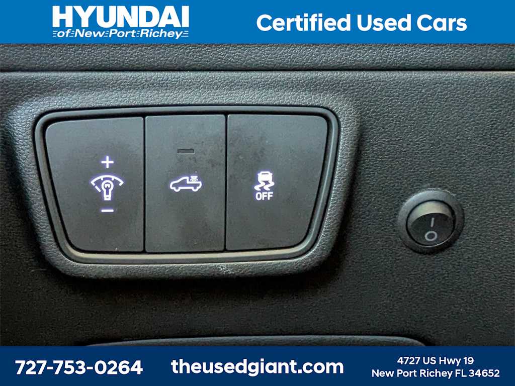 Thumbnail: 2022 Hyundai Santa Cruz - 25