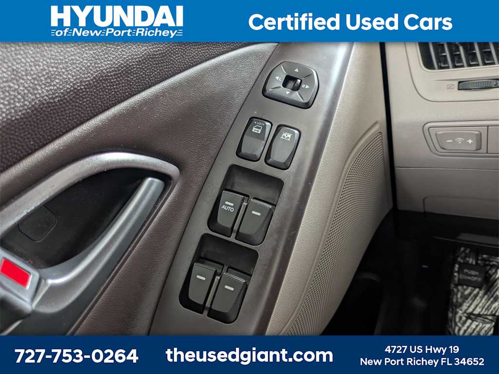 Thumbnail: 2015 Hyundai Tucson - 28