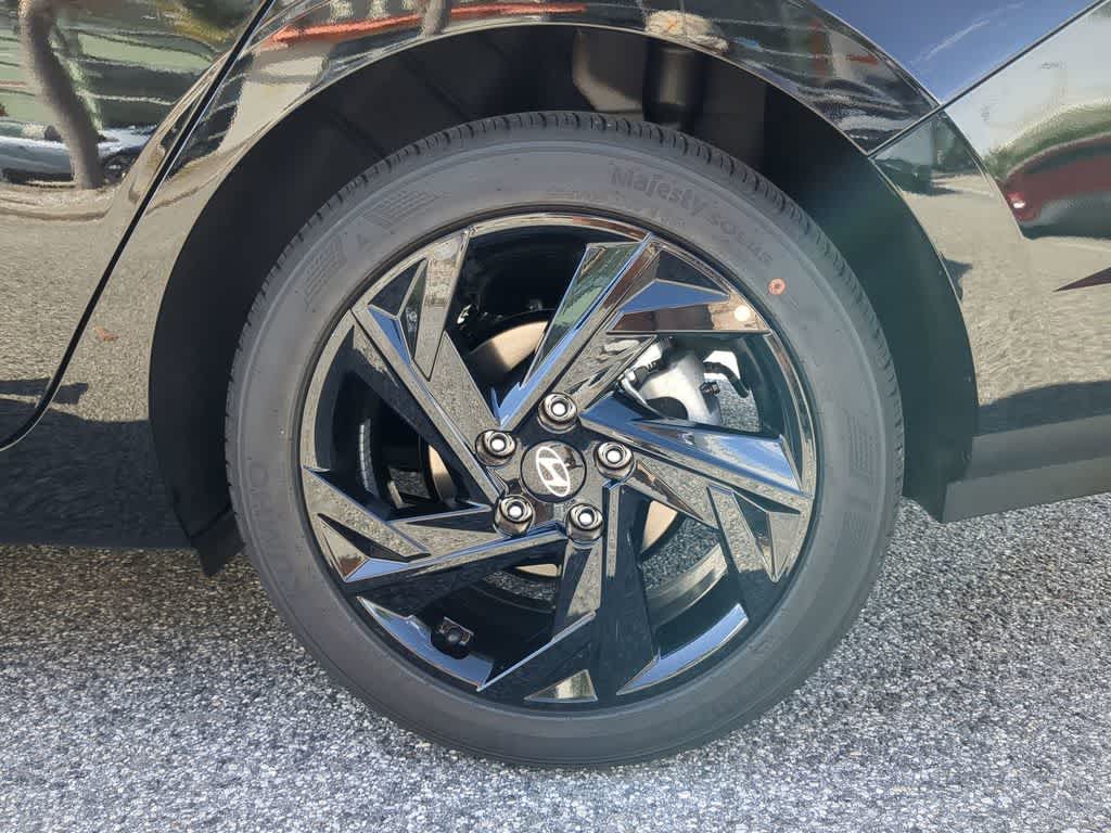 Thumbnail: 2026 Hyundai Elantra - 14