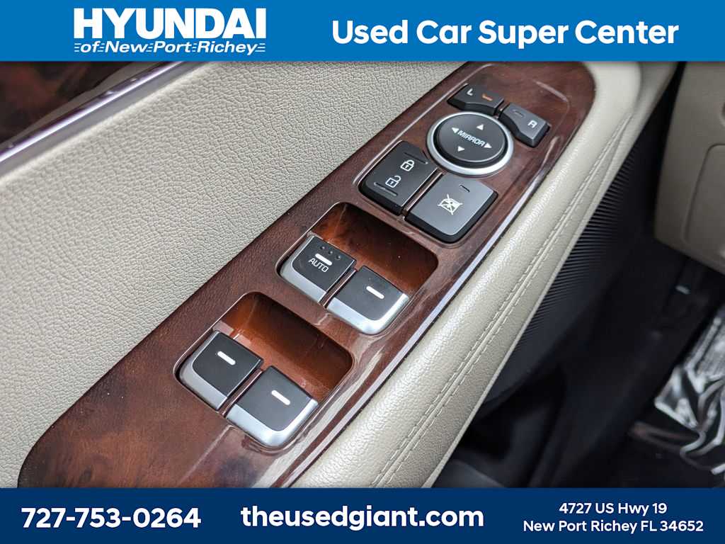 Thumbnail: 2017 Kia Sorento - 28