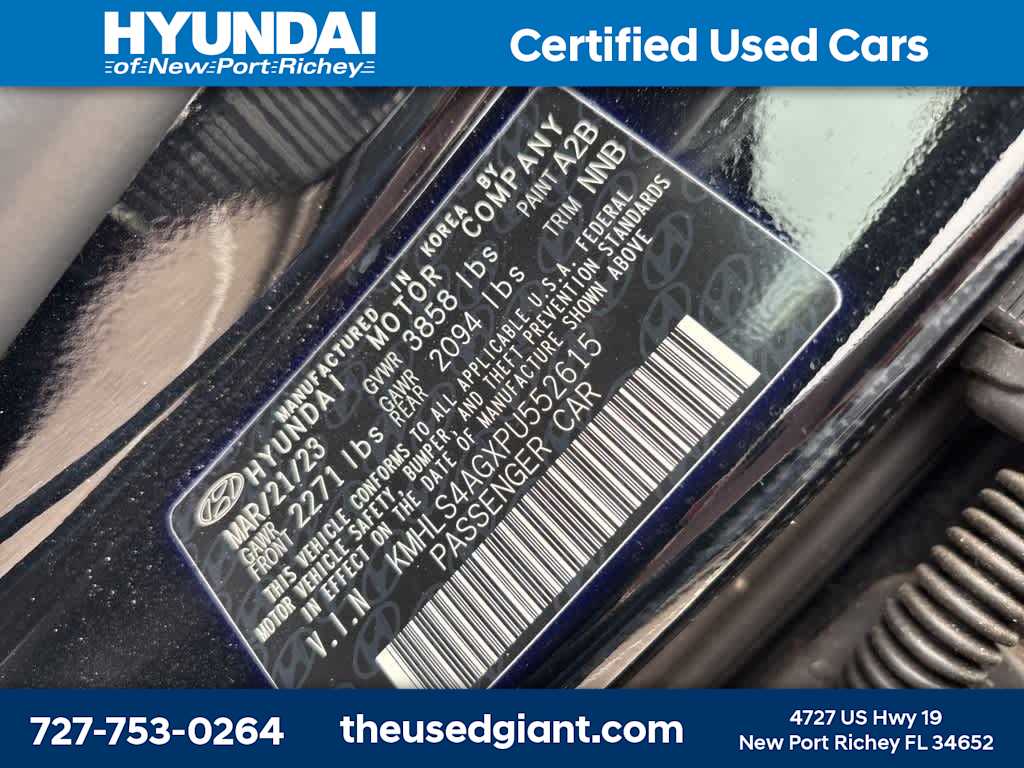 Thumbnail: 2023 Hyundai Elantra - 12