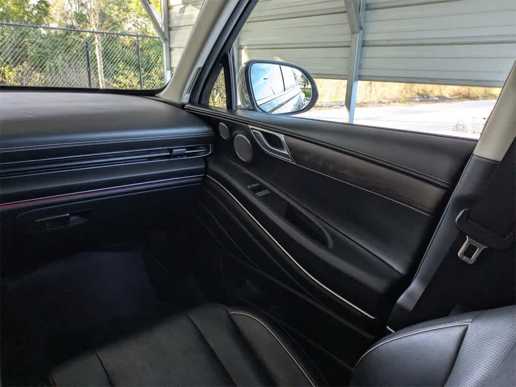 Thumbnail: 2021 Genesis GV80 - 22