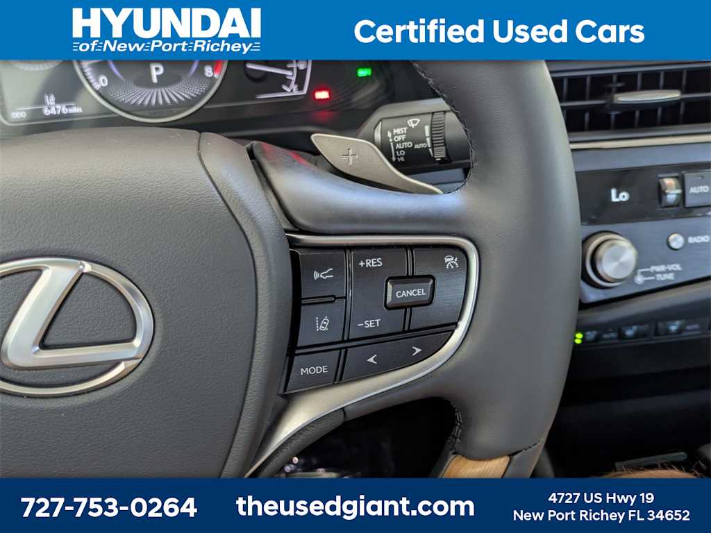 Thumbnail: 2025 Lexus ES - 40