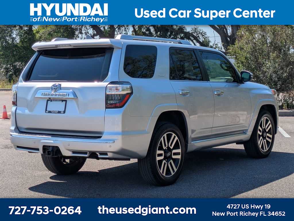 Thumbnail: 2018 Toyota 4Runner - 5