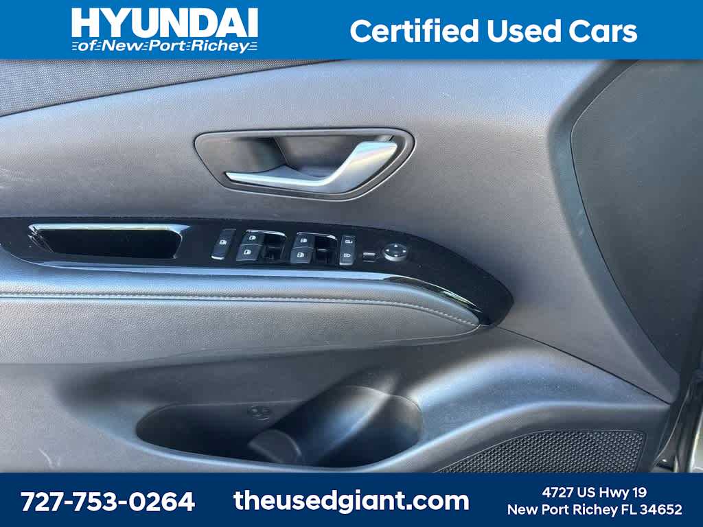 Thumbnail: 2022 Hyundai Tucson - 10