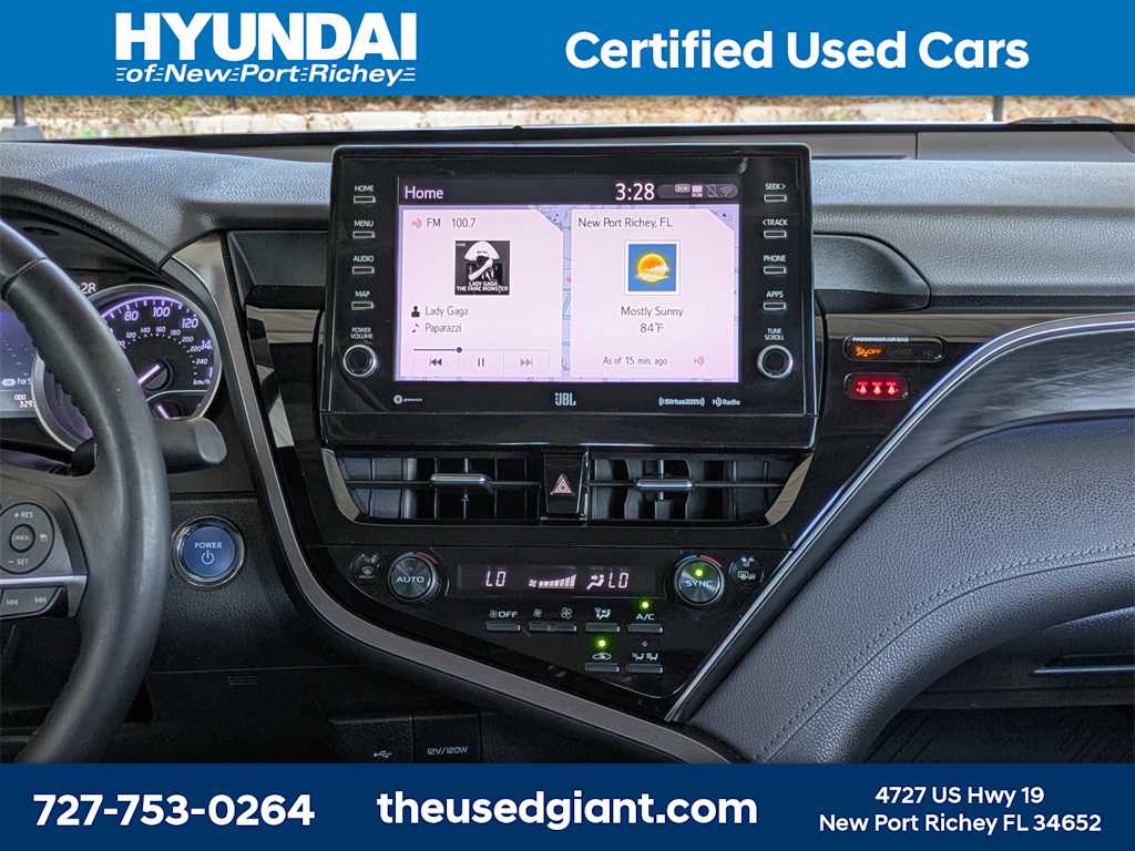 Thumbnail: 2022 Toyota Camry - 19