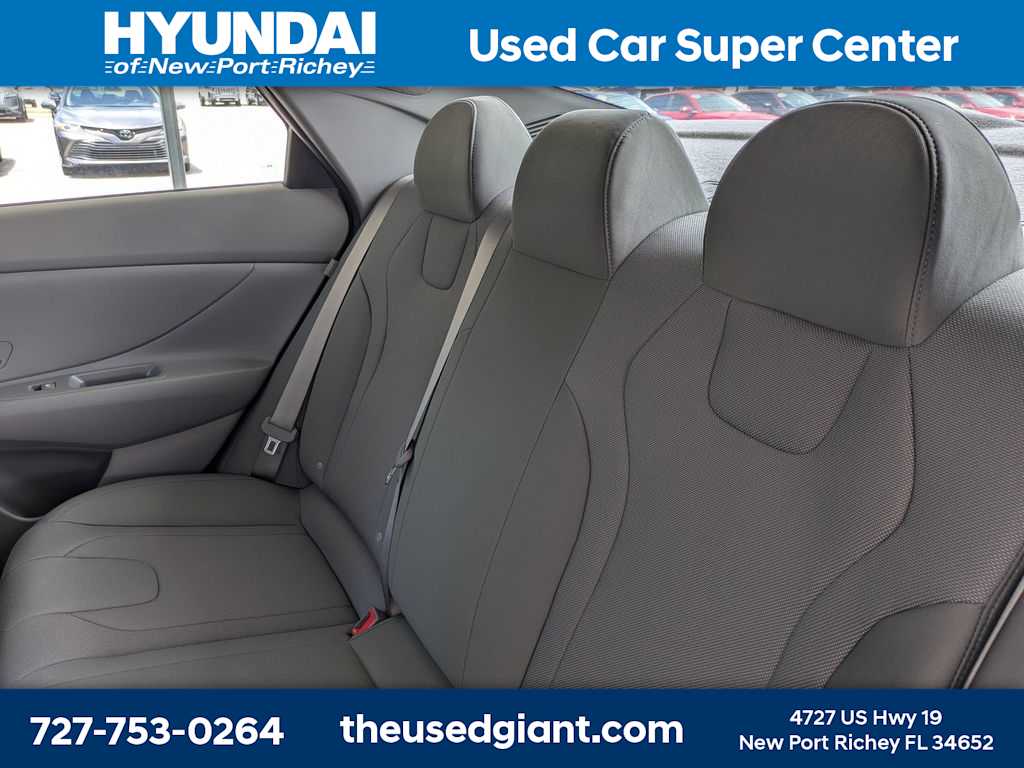 Thumbnail: 2025 Hyundai Elantra - 13