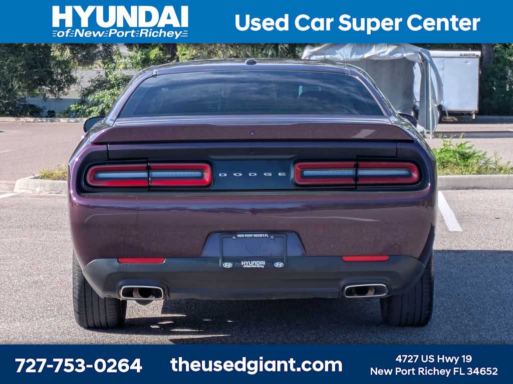 Thumbnail: 2022 Dodge Challenger - 4