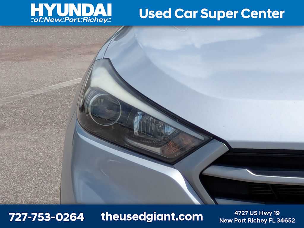 Thumbnail: 2018 Hyundai Tucson - 9