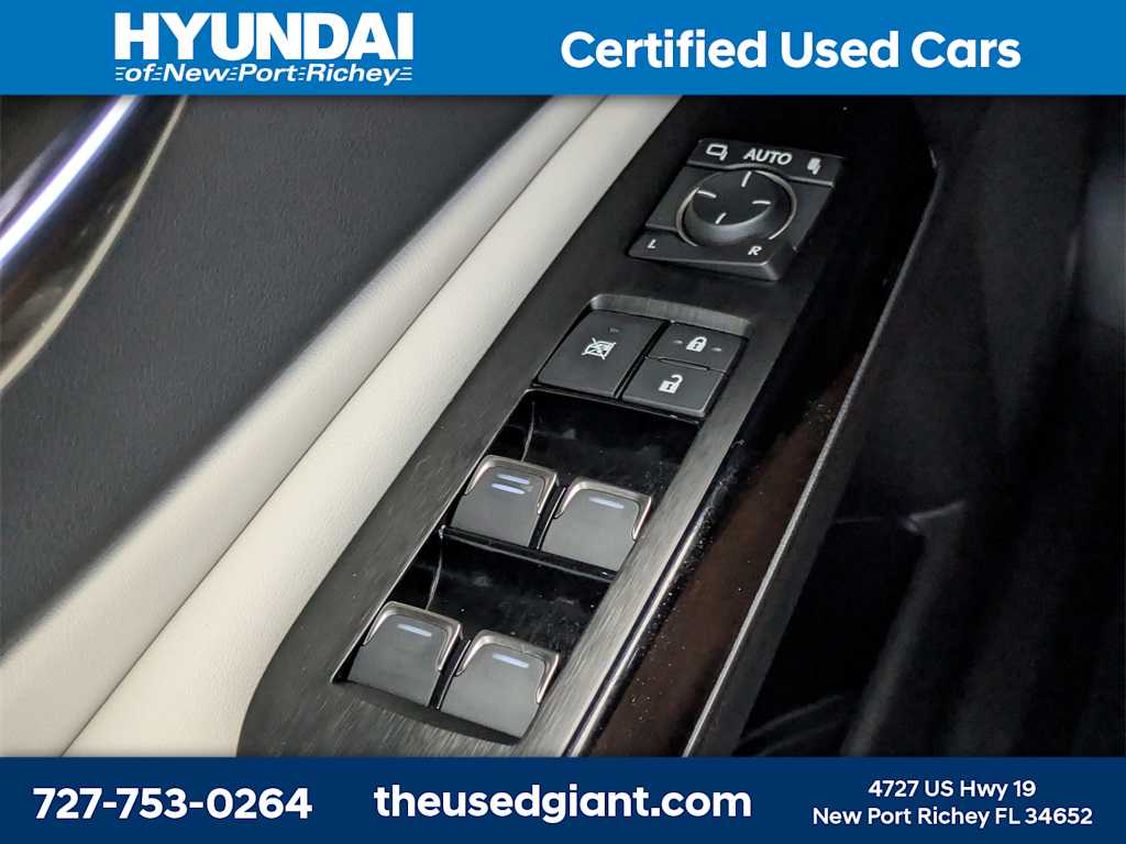 Thumbnail: 2025 Lexus ES - 38