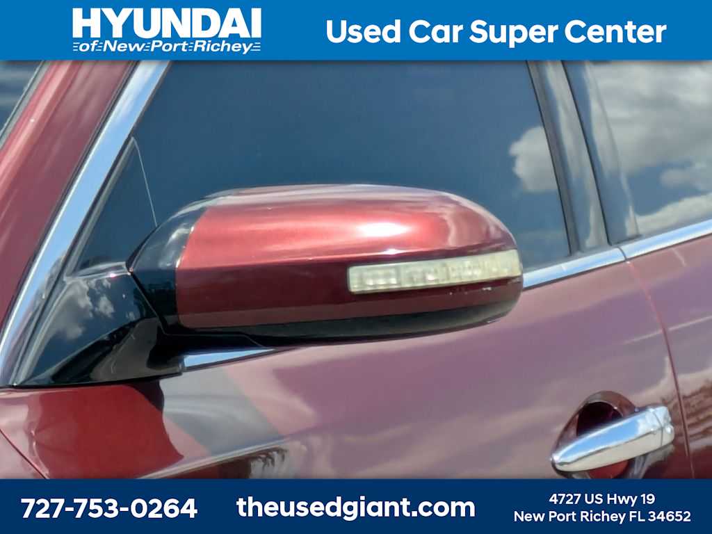 Thumbnail: 2011 Nissan Maxima - 11