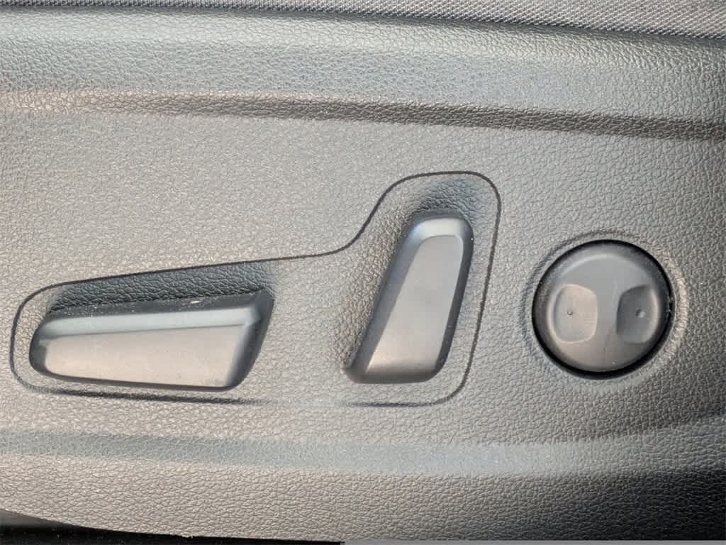 Thumbnail: 2022 Hyundai Santa Fe - 22